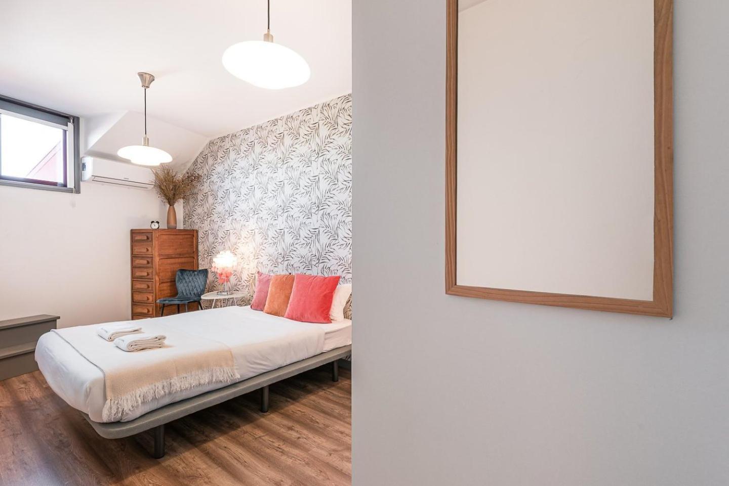 Apartament Guestready - Red Stripes *
